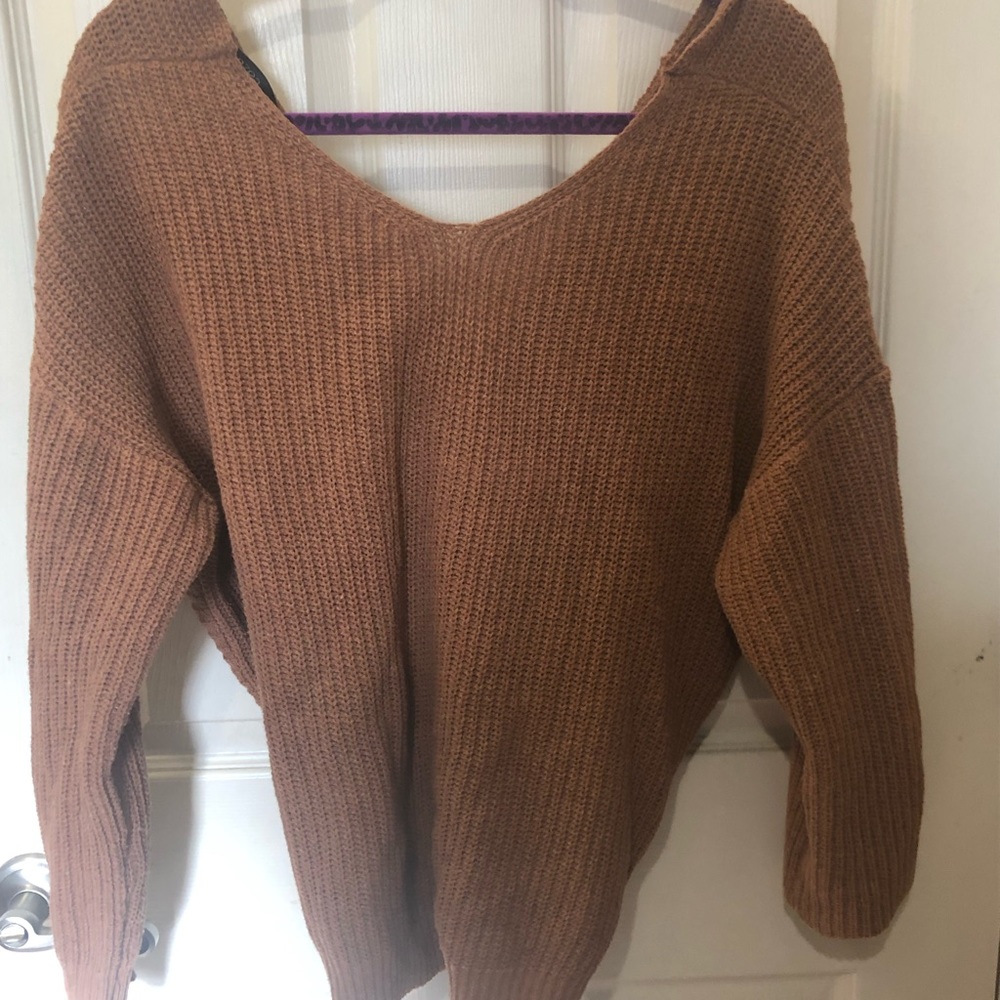 Twist back sweater